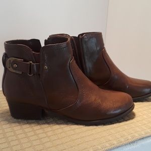 Brown leather ankle boots